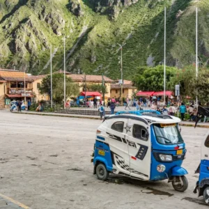 Traslado privado en mototaxi: Ollantaytambo (Plaza o estación) – Lomada Lodge